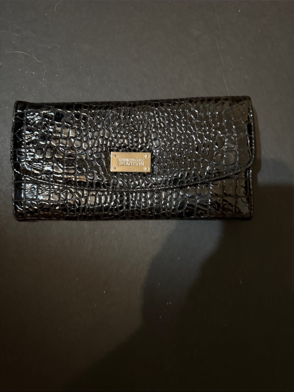 Kenneth Cole black wallet